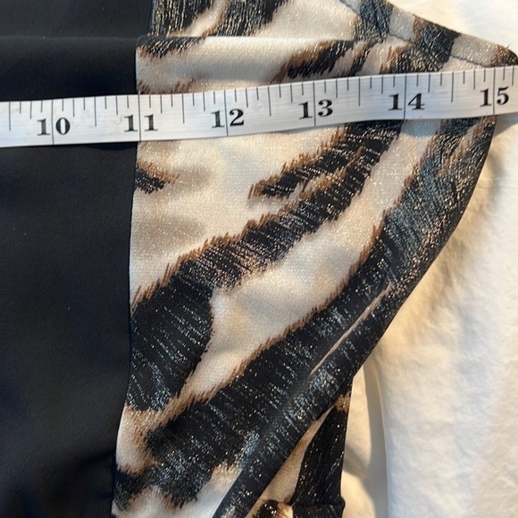 Luz, Luxury Clothier, Made in Mexico, Absolute Gorgeous, High Side Slits, Unique - Picture 14 of 16